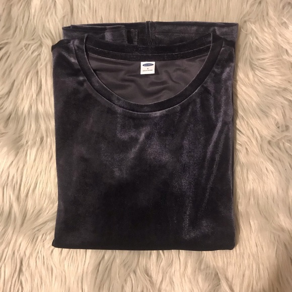 Old Navy Relaxed Velvet Tee - Picture 5 of 5